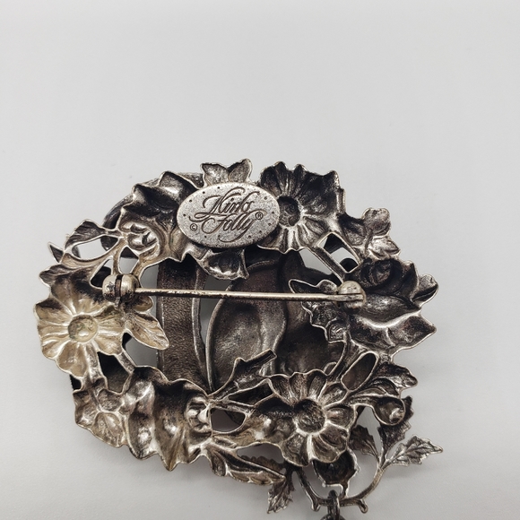 Kirks Folly Rabbit and Mushroom silver tone brooch - Picture 7 of 11